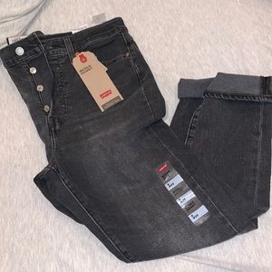 Levi’s wedgie skinny jeans 🤍NWT size 8/29